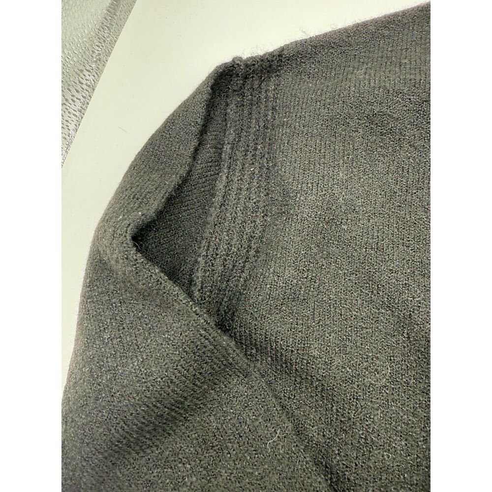 wild fable black long sleeve - Picture 4 of 8